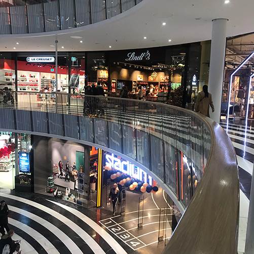 Lindor store at the mall
